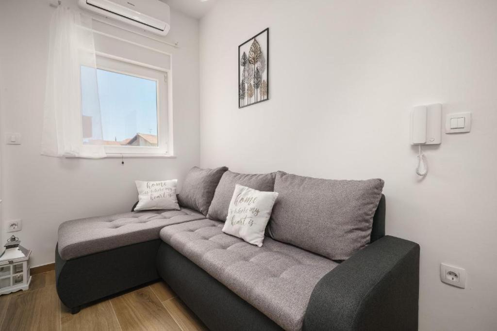 Apartment Stefanio Vodice Bagian luar foto