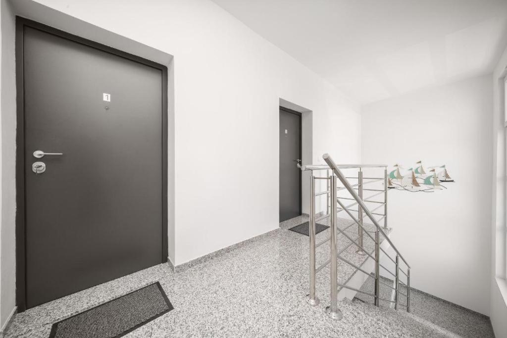 Apartment Stefanio Vodice Bagian luar foto
