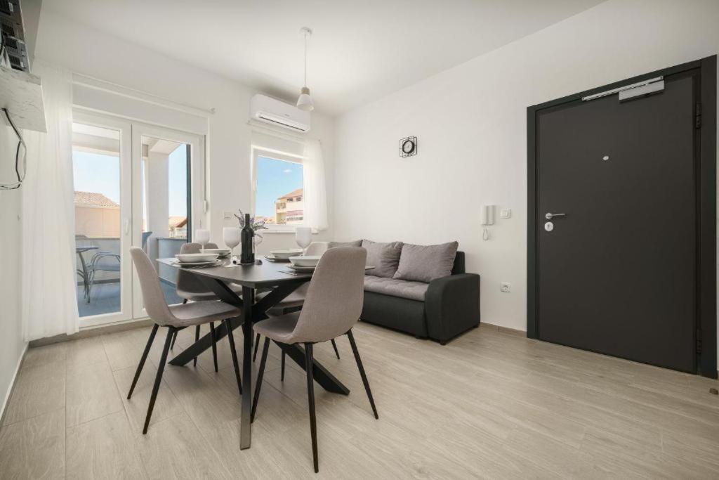 Apartment Stefanio Vodice Bagian luar foto